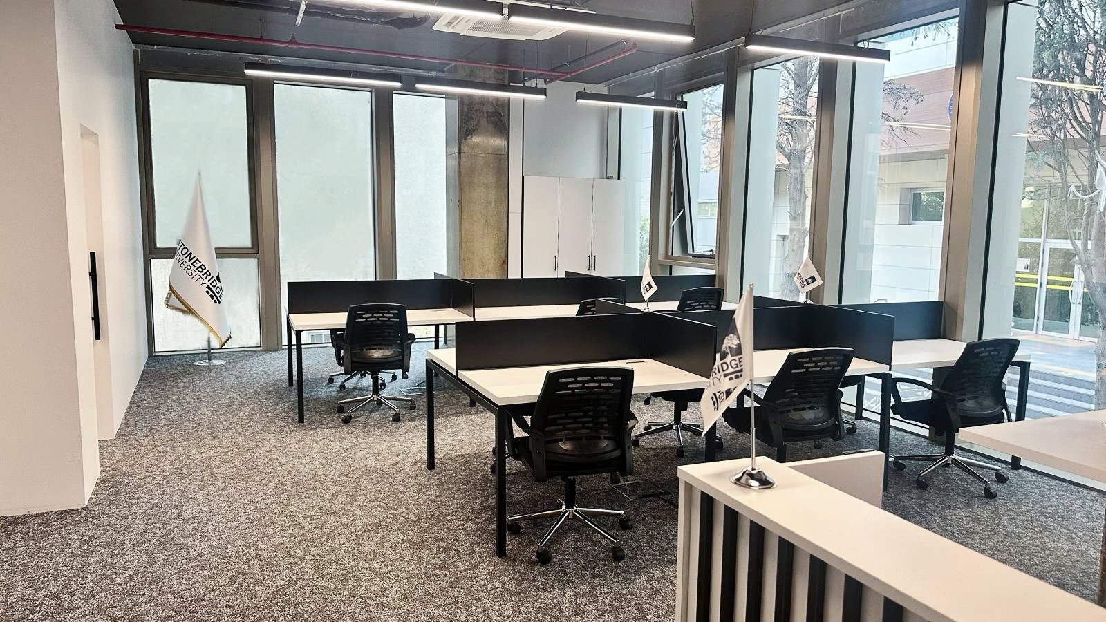 {"tiktok_developers_3p_anchor_params":"{"client_key":"awgvo7gzpeas2ho6","template_id":"","filter_id":[]}","source_type":"hypic","data":{"activityName":"","product":"retouch","appversion":"4.6.1","playId":"","imageEffectId":"","infoStickerId":"","os":"ios","stickerId":"","pictureId":"E795900B-8B5C-4534-AD9F-0947C1FBA7C3","filterId":""}}